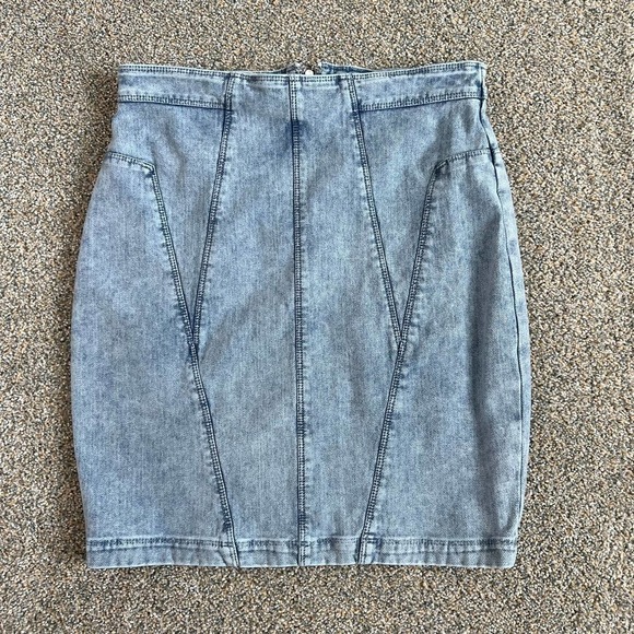 SILENCE + Noise Denim Mini Pencil Skirt Acid Wash Bodycon Stretch Women's 10 - Picture 1 of 3